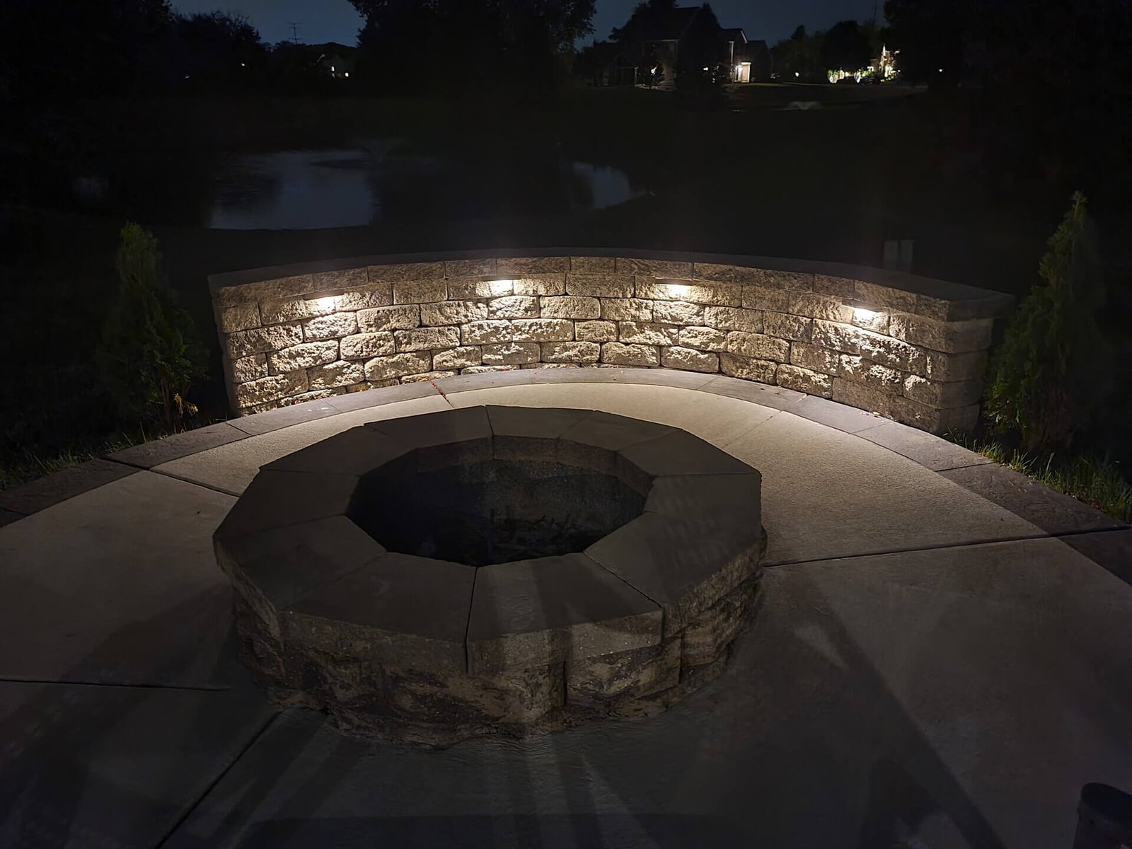 Residential & Commercial Landscape Lighting